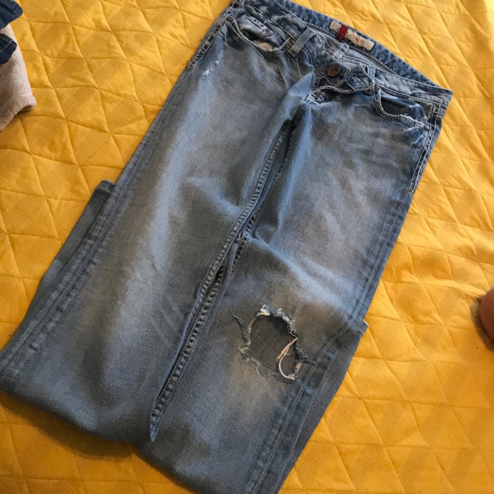 Buckle jeans